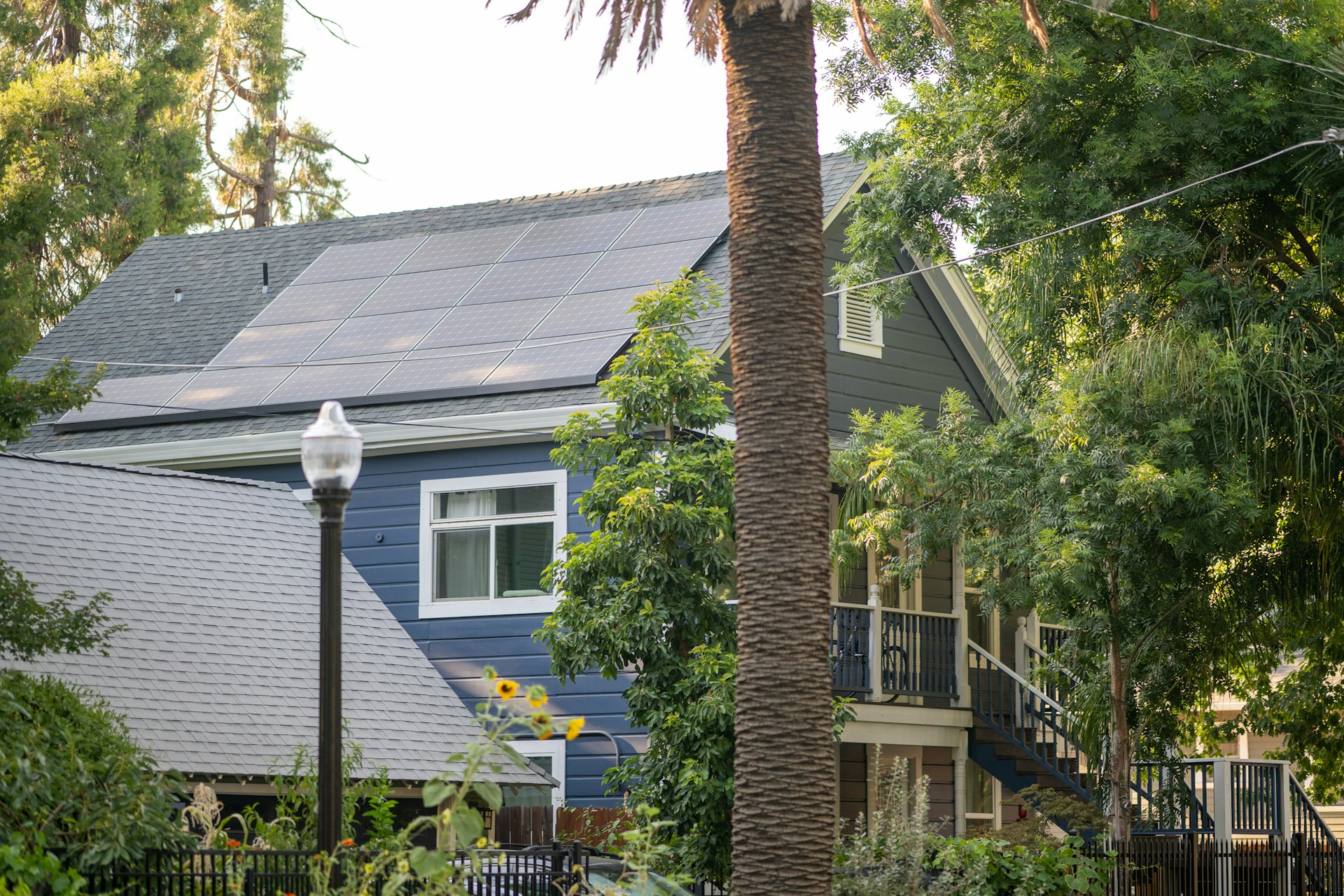 solar installer